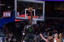 爱游戏网页版-爵士横扫灰熊，客场表现稳定令人赞叹