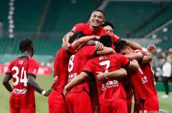 爱游戏官网-国安主场取胜，中超比赛争夺更加激烈