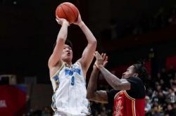 爱游戏网页版-关于北京首钢队员全力以赴，历练冲旅程的信息