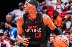 爱游戏app下载-雄鹿遭遇爵士逆转，失去不败金身