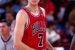 爱游戏网页版入口-北非篮球冠军劲敌现身，赢得尊重