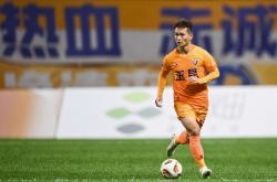 爱游戏网页版登录入口-包含中场频频抢断，助球队胜利在望的词条