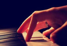 爱游戏登录-深圳佳兆业主场与天津泰达战平，双方战绩分列中游