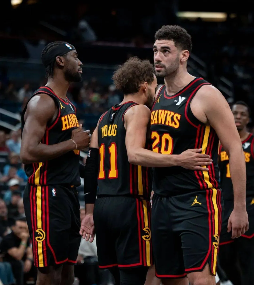 包含老鹰队年轻球员崛起，或将成为东部黑马队伍的词条