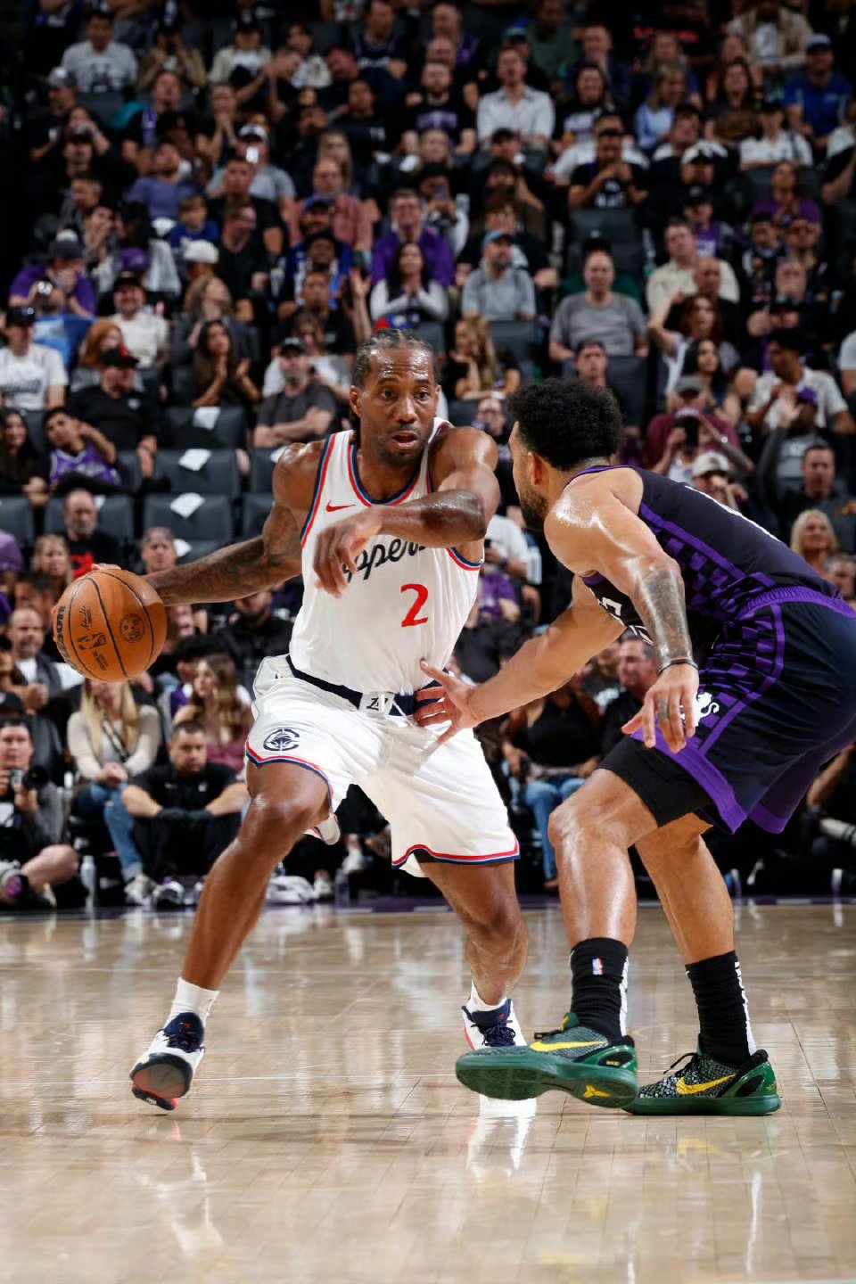 快船主场击败爵士,哈雷尔火力全开 快船主场击败爵士,哈雷尔火力全开